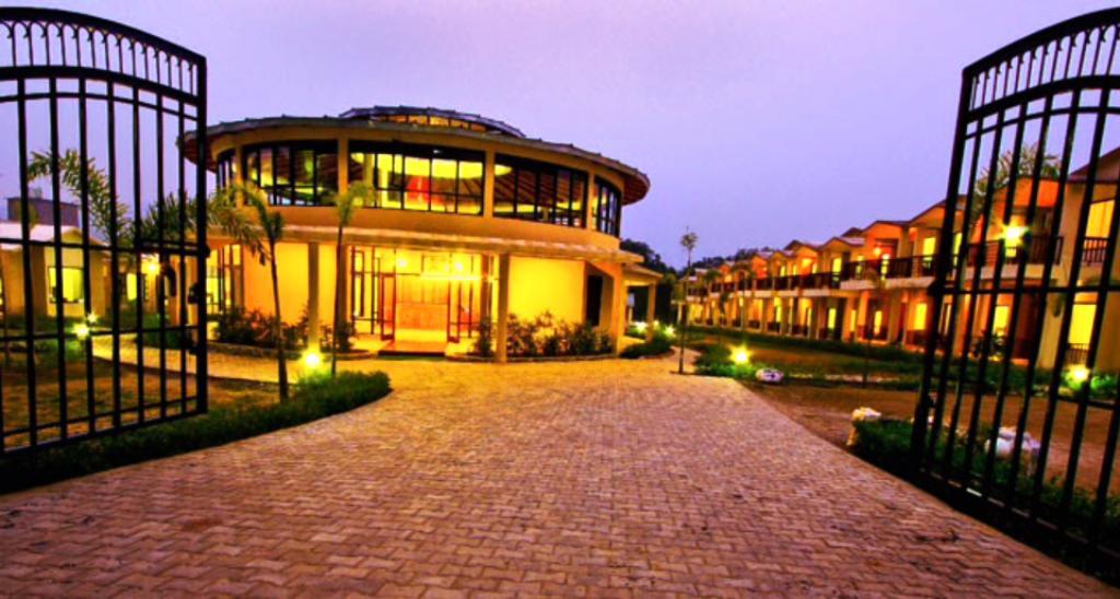 Hotel Corbett Rattan Garjia Exteriér fotografie